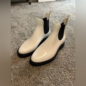 Circus NY White Chelsea Boot